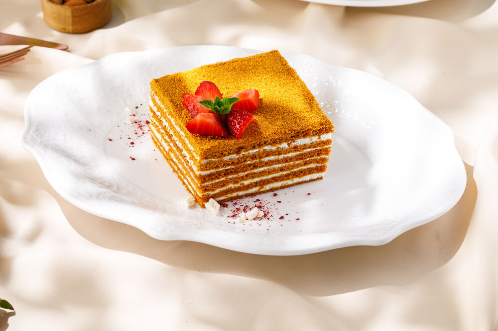 Honey cake