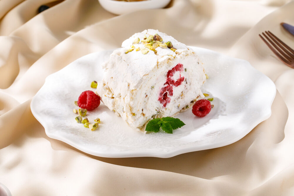 Pistachio roll