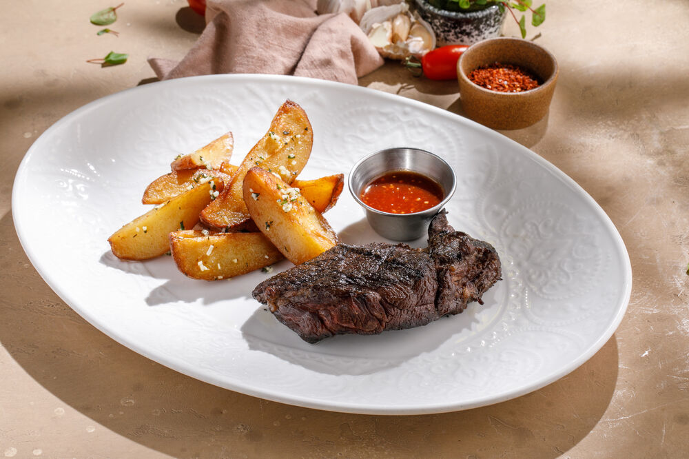 Стейк Бавет на гриле 