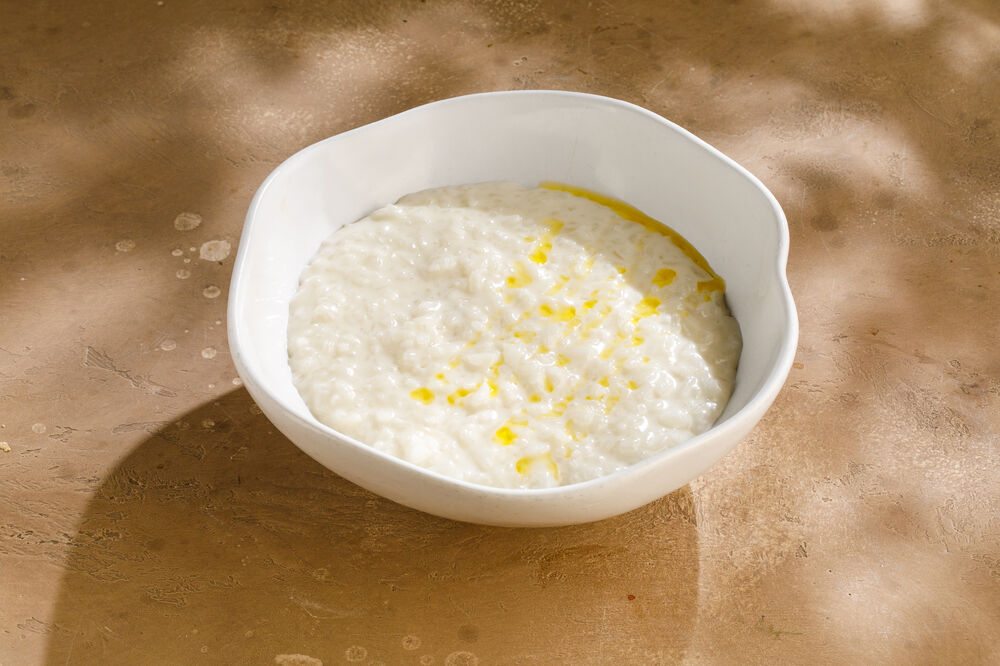 Rice porridge with milk