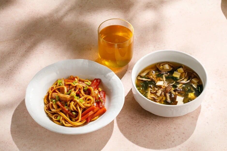 Miso soup + WOK wheat noodles with chicken