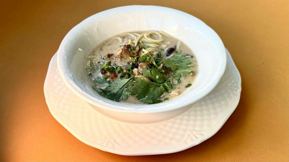 Walnut ramen with mushrooms and egg noodles