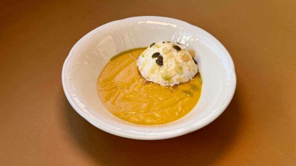 Pumpkin soup with coconut mousse