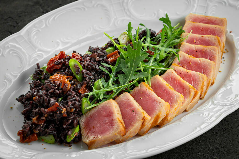 Tuna Tagliata with wild black rice