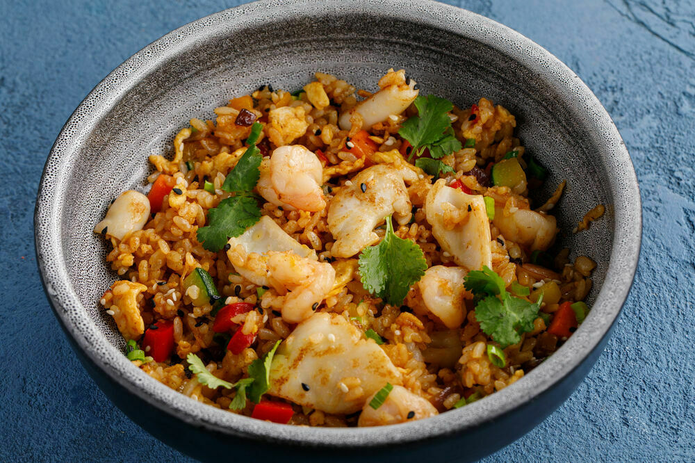 Fried rice with seafood