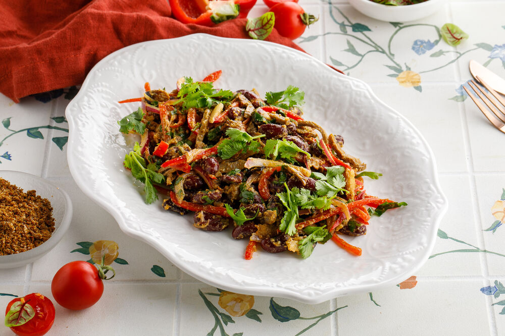 Salad "Tbilisi" with beef