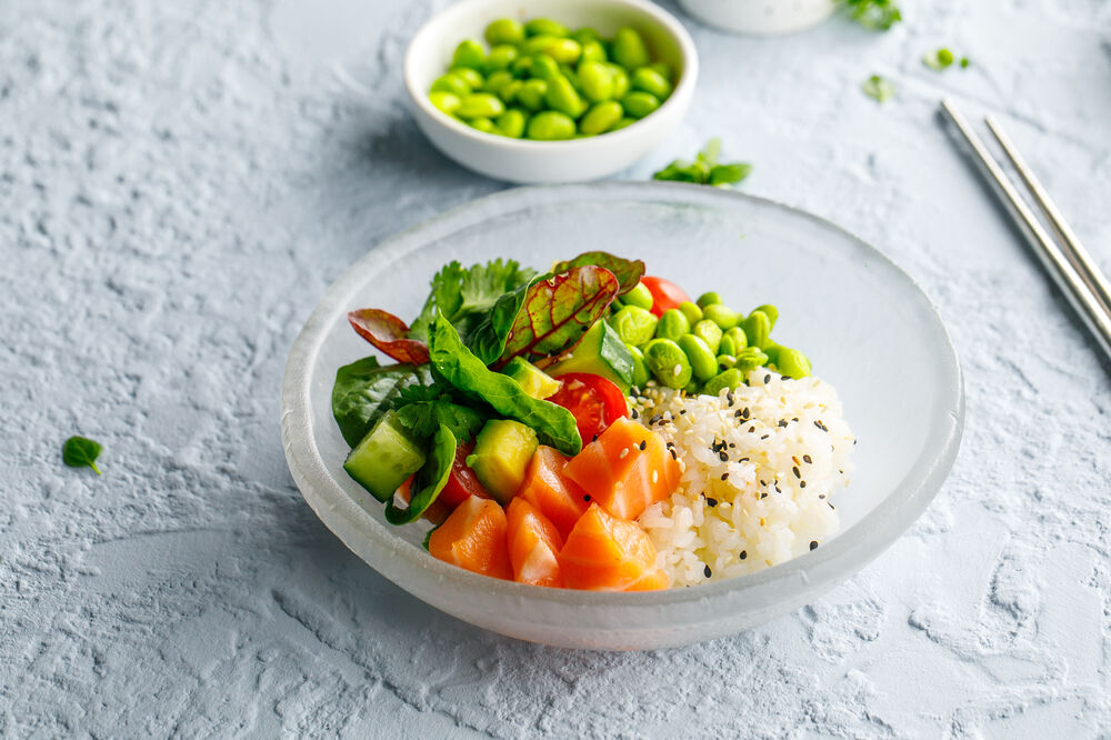 Poke with salmon