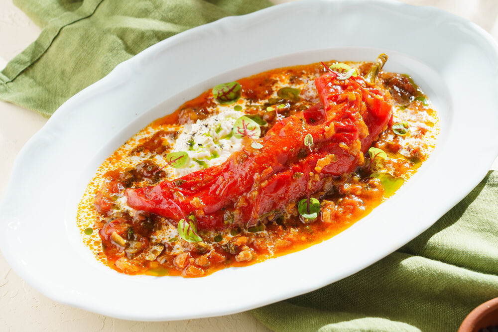 Stuffed peppers with stracciatella