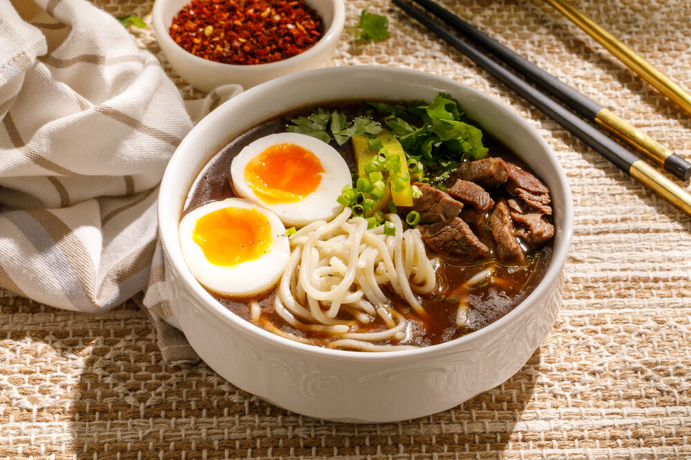  Ramen with noodles and beef