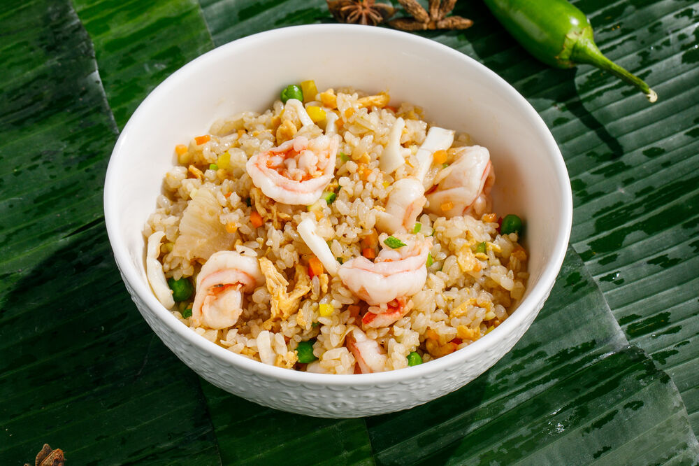 Fried rice with seafood