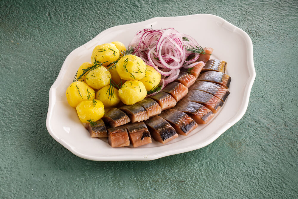 Olyutorskaya herring with potatoes