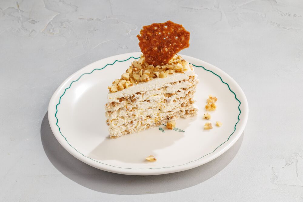 Торт с грецкими орехами