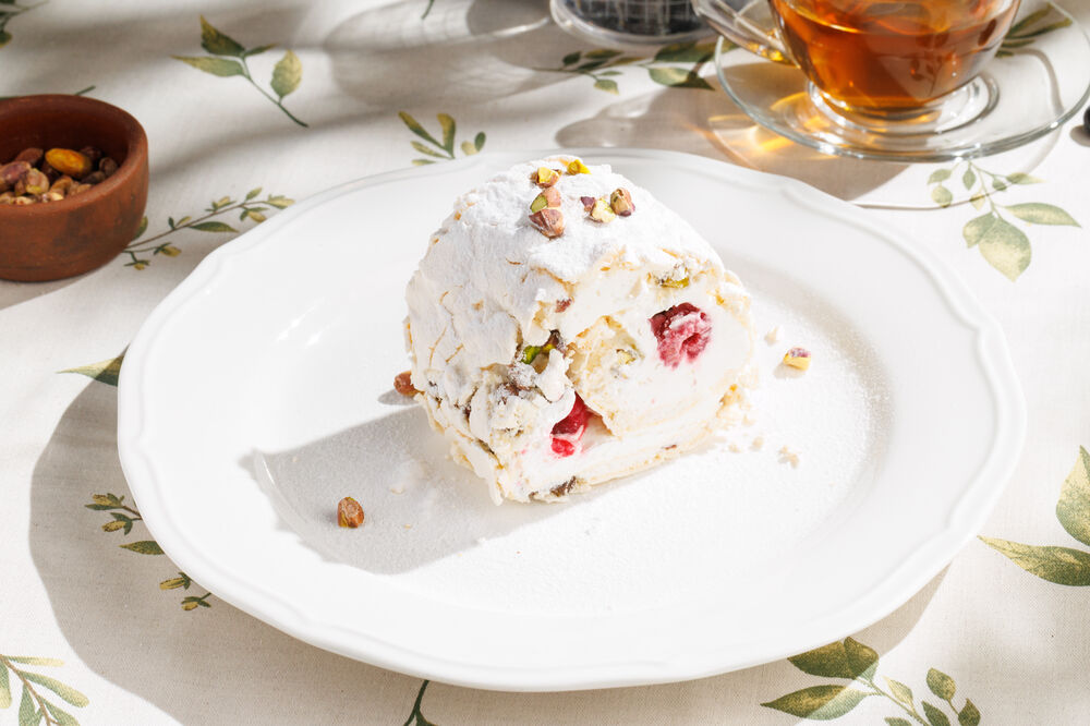 Pistachio roll