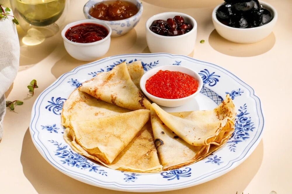 Crepes with dogwood jam