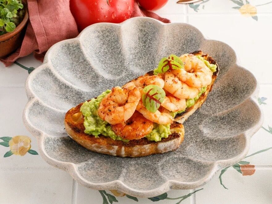 Bruschetta with shrimp