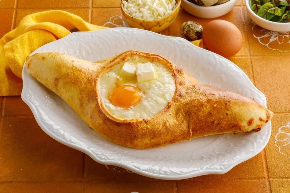 Adjarian style khachapuri