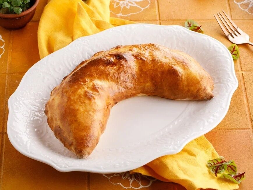 Хачапури по-гурийски с рубленым яйцом