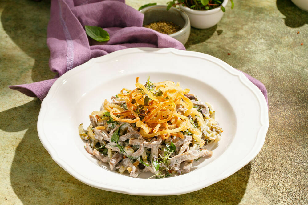 "Til" salad with beef tongue