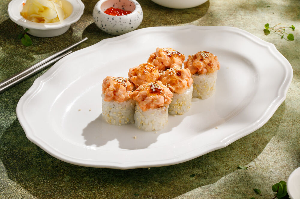 Baked salmon roll