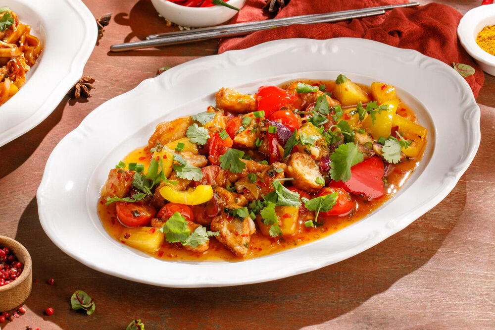 Chicken with pineapples