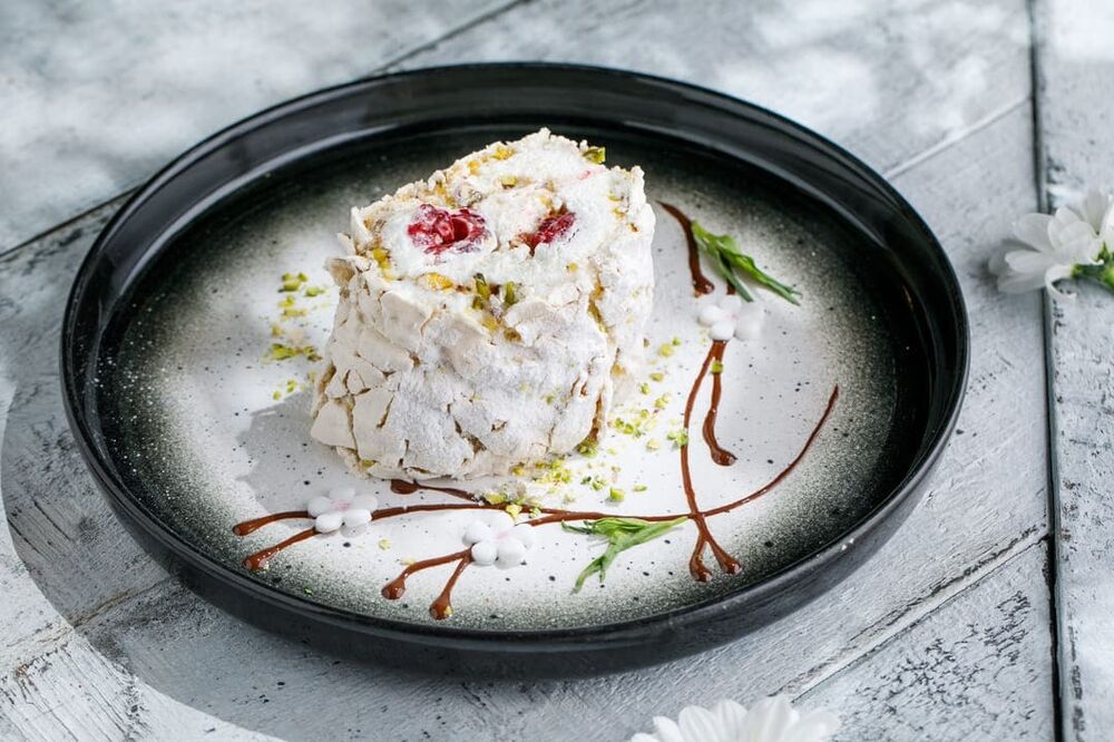 Pistachio roll