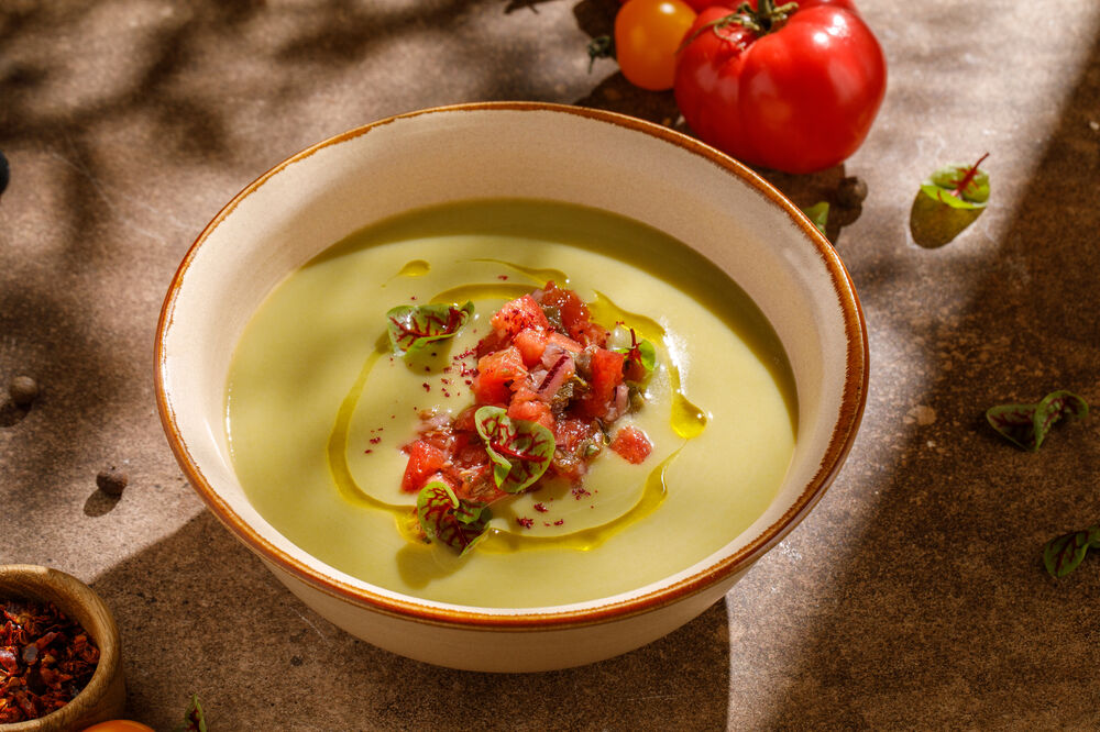 Крем суп из корня сельдерея и лука порей