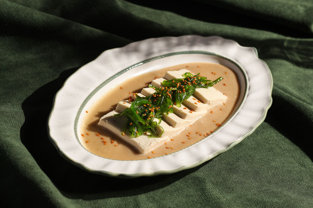 Tofu with nut sauce