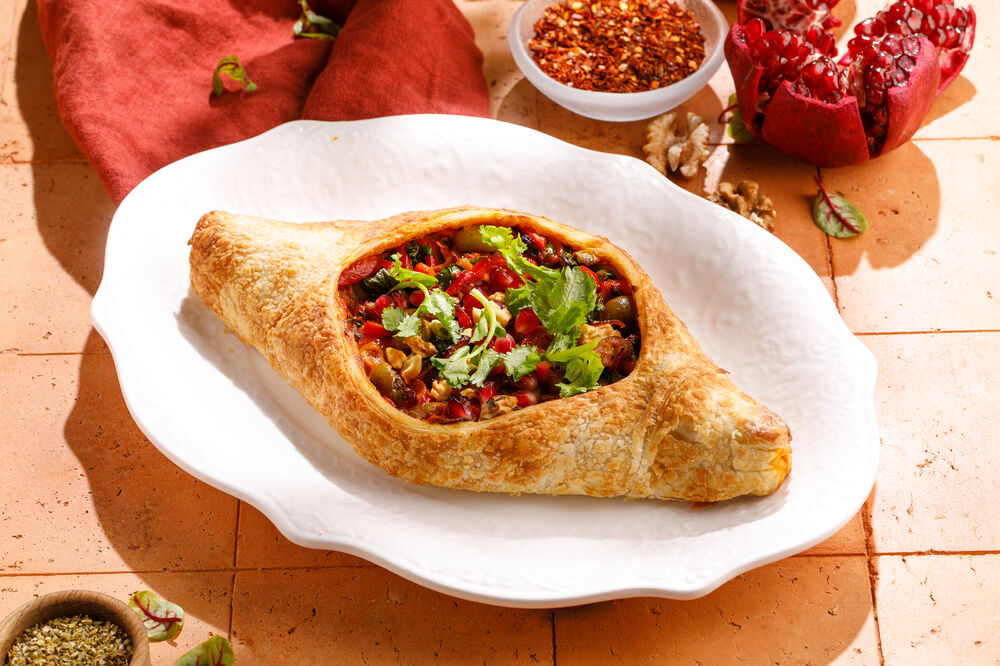 Adjarian vegetable khachapuri