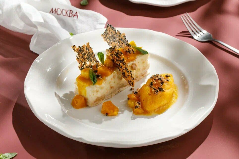 Lime cheesecake with mango and lychee