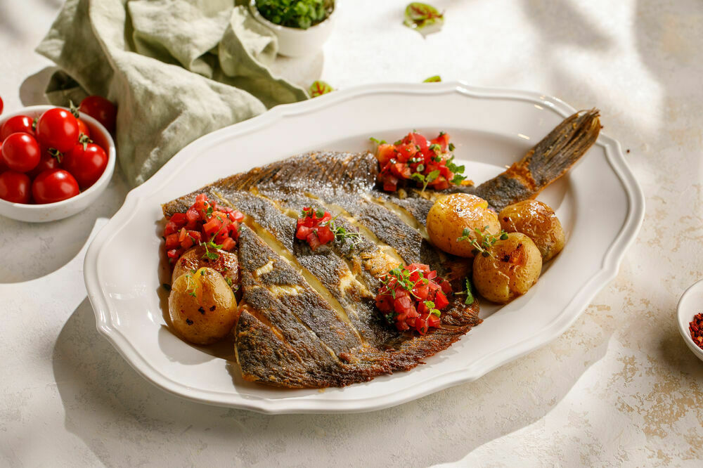 Flounder with tomato salsa
