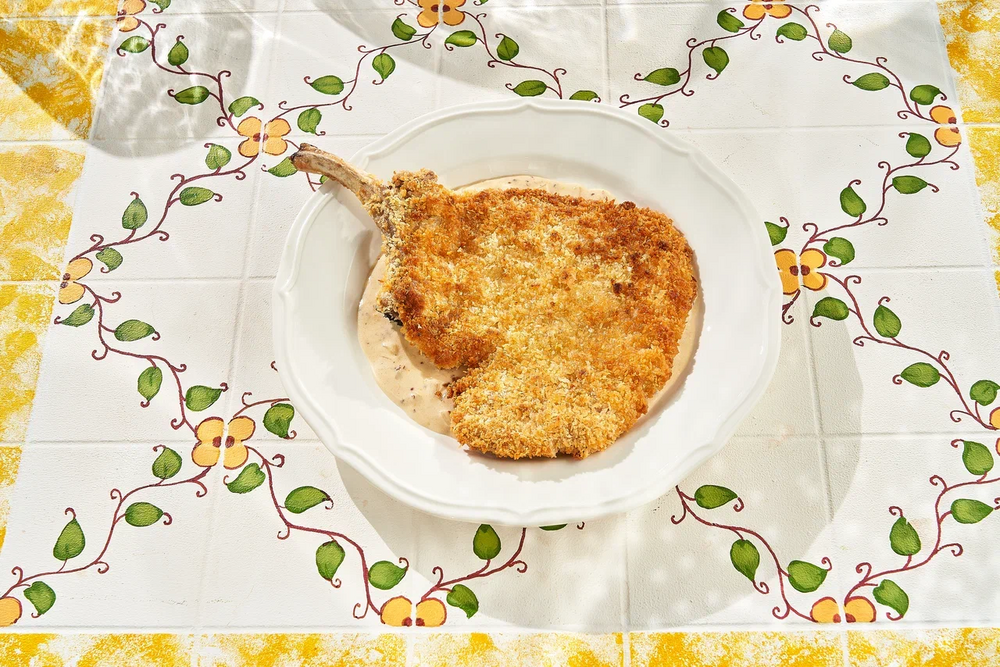 Шницель из свиной корейки с горчичным соусом