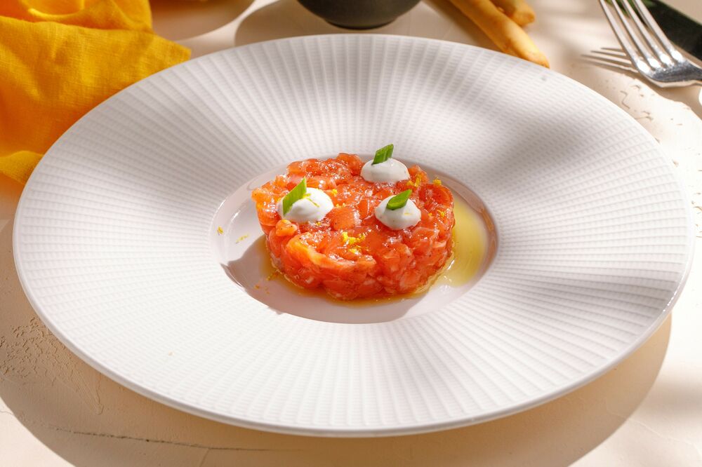 Tartare salmon