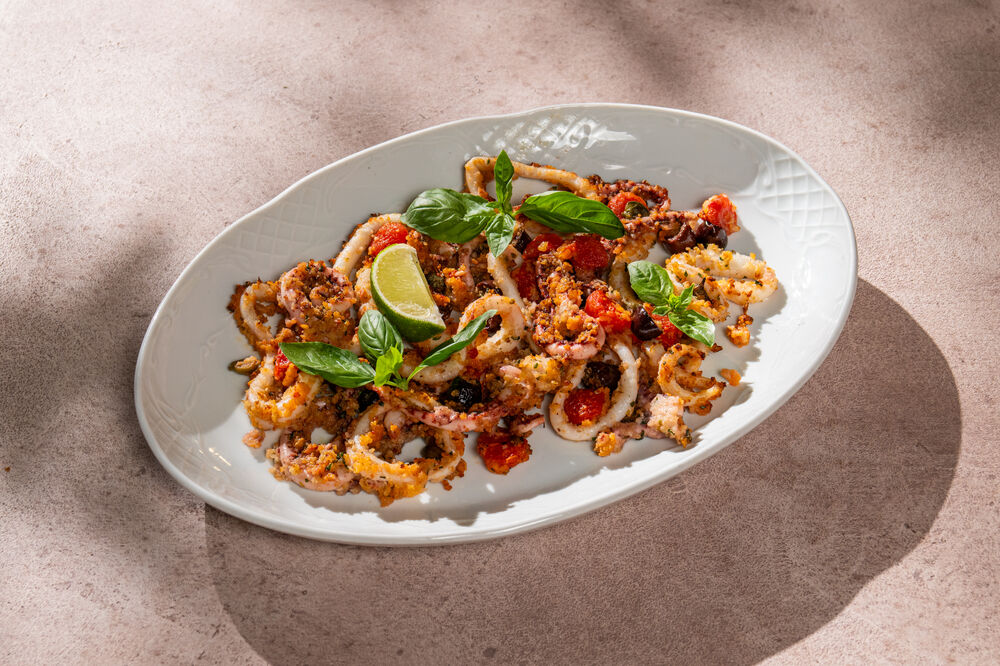  Forno squid with taggiasca olives and cherry tomatoes