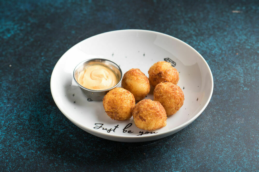 Cod croguettes with Napoli sauce