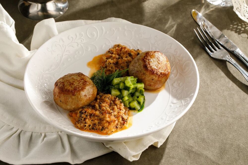 Turkey cutlets with quinoa