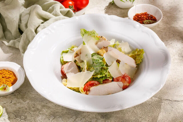 Caesar salad with chicken