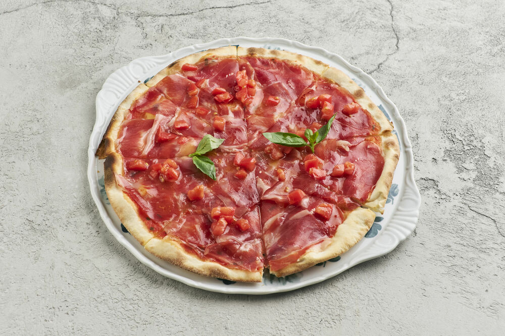 Пицца с хамоном