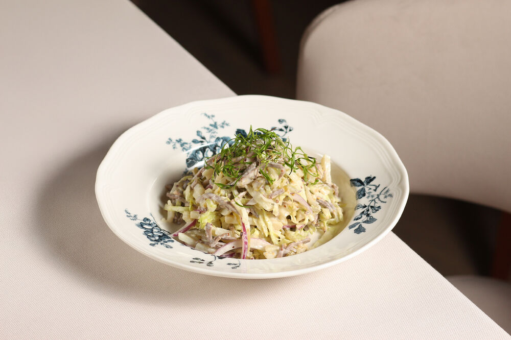 Salad with beef tongue and new potatoes