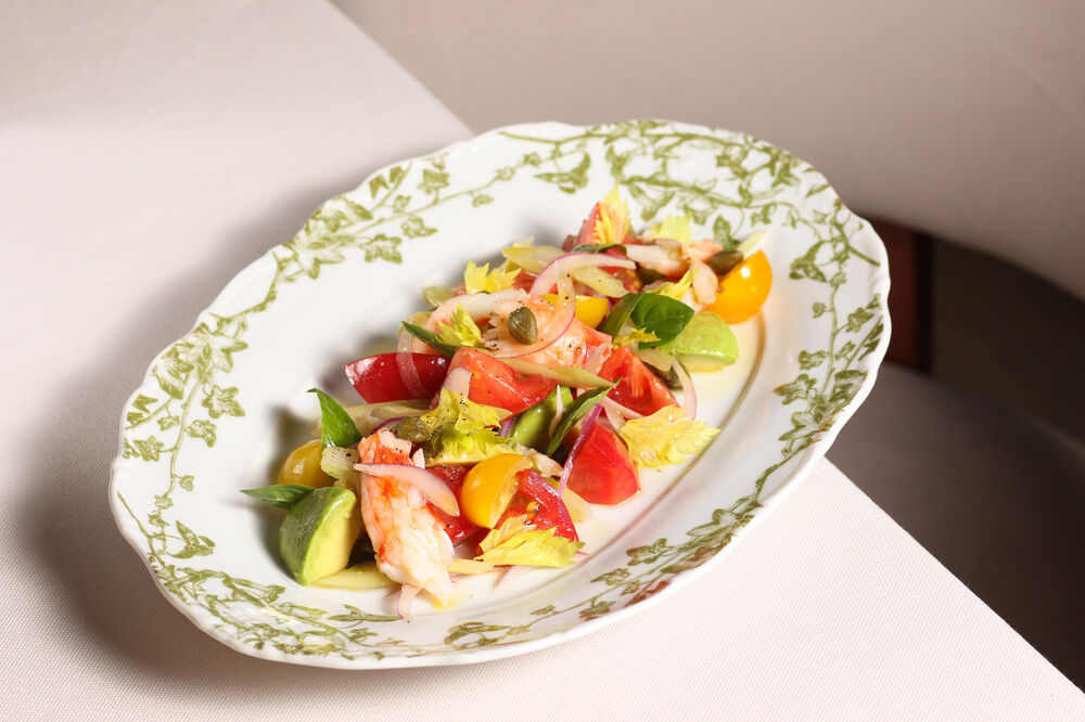 Salad with Kamchatka crab and Baku tomatoes