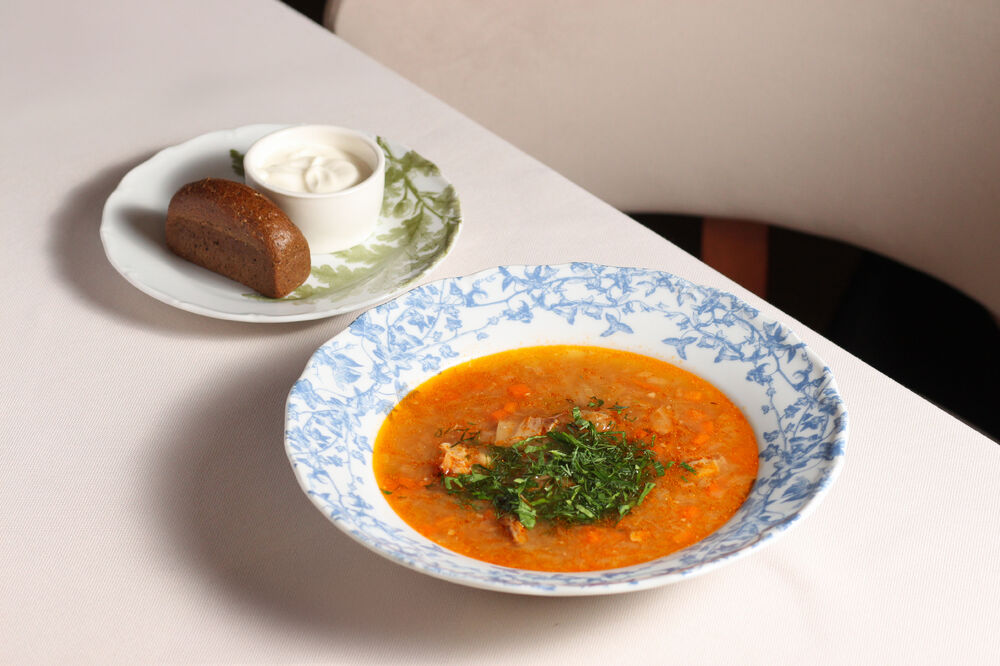 Old Russian cabbage soup