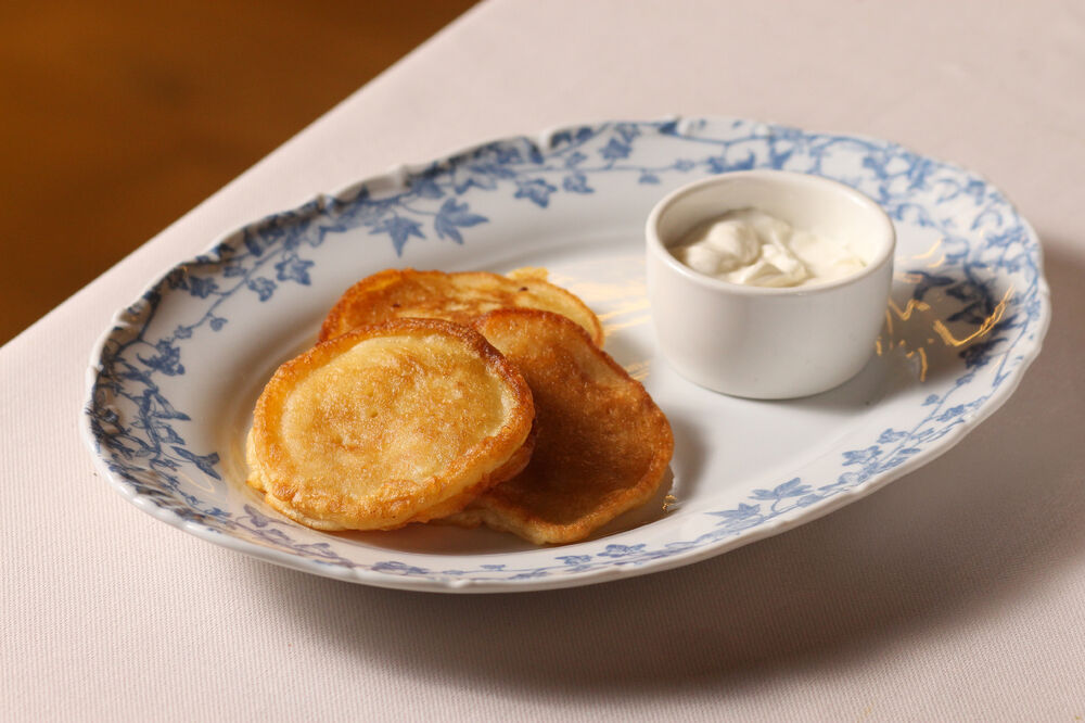 Pancakes with sour cream