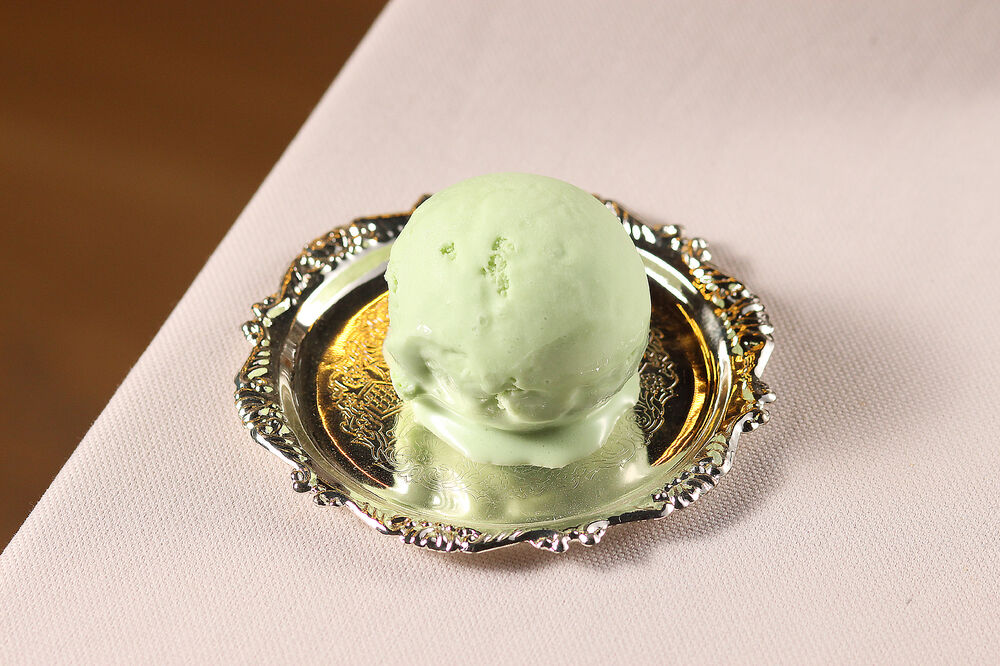 Pistachio ice cream