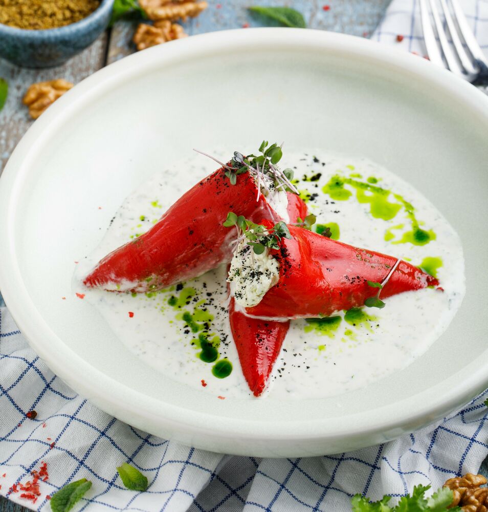 The pepper stuffed with Nadugi cottage cheese
