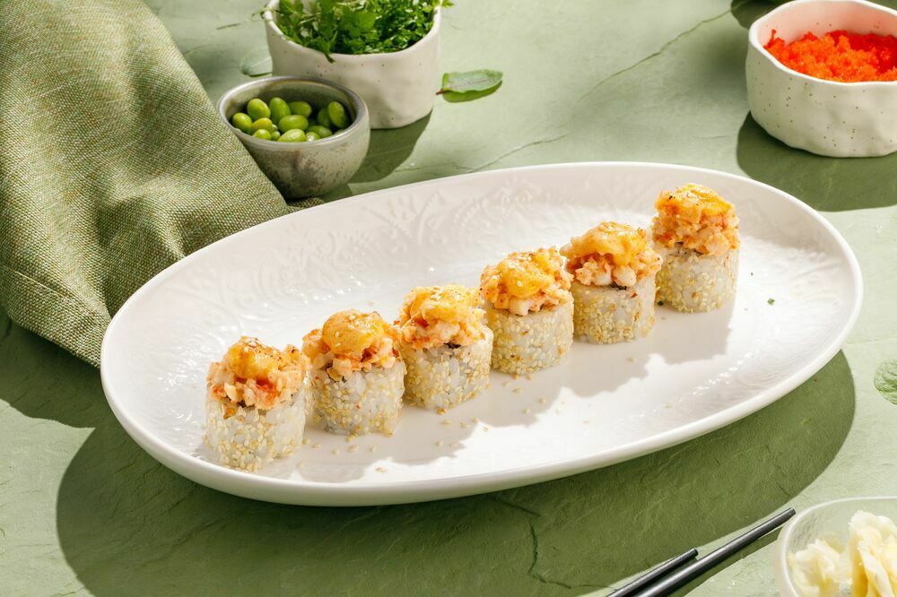 Запеченный ролл с гребешком