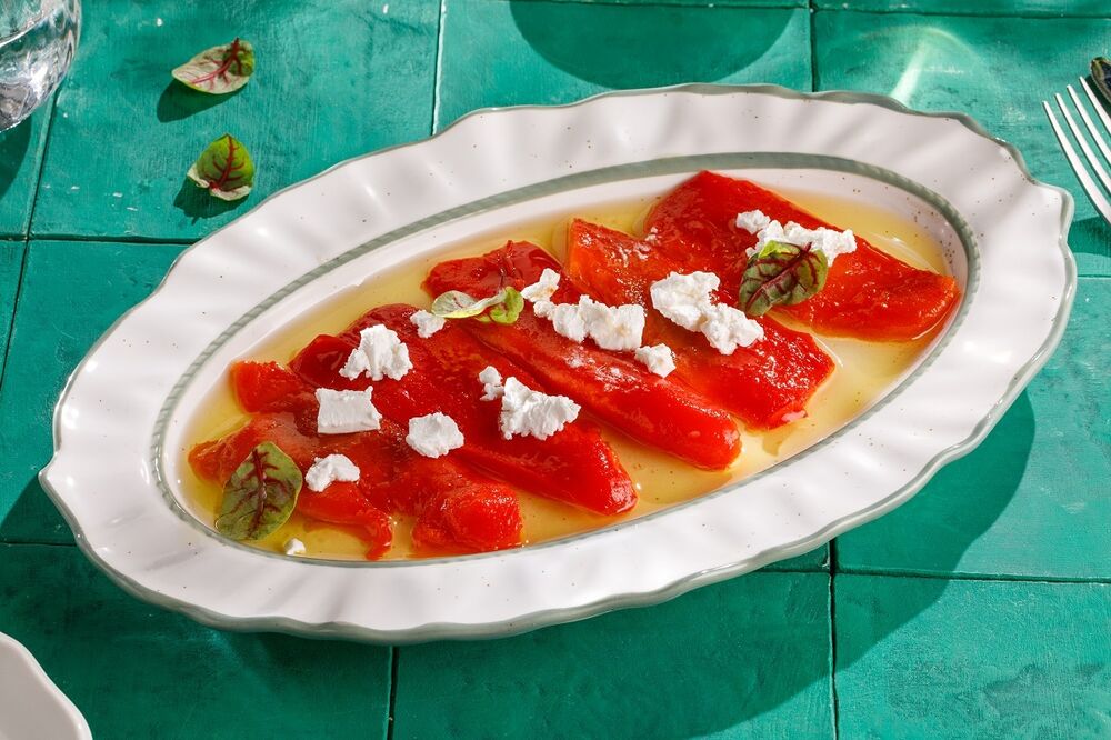 Маринованные перцы с сыром Фета