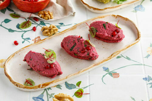 Beet and cabbage pkhali