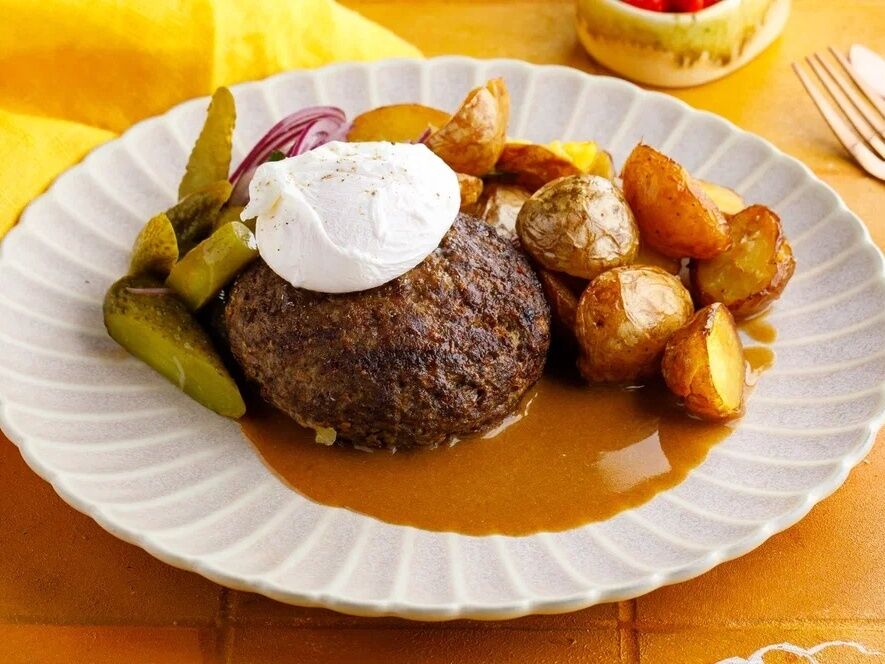 Бифштекс из говядины с перечным соусом