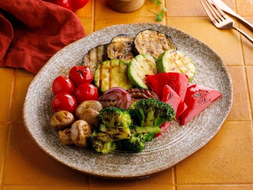Grilled or steamed vegetables