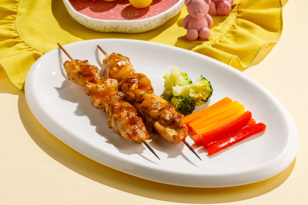 Mini chicken skewer