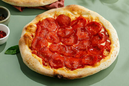 Пицца с салями пеперони 1+1